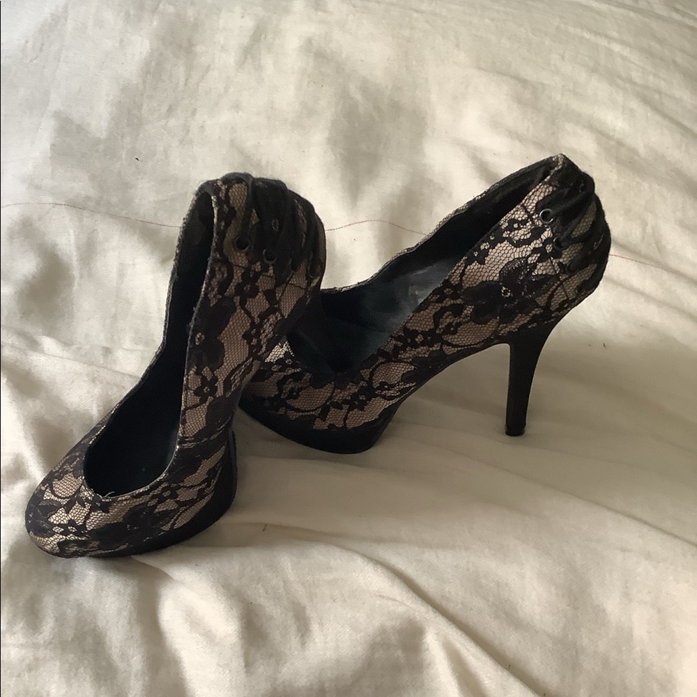 Black lace size 8 heels by call it spring